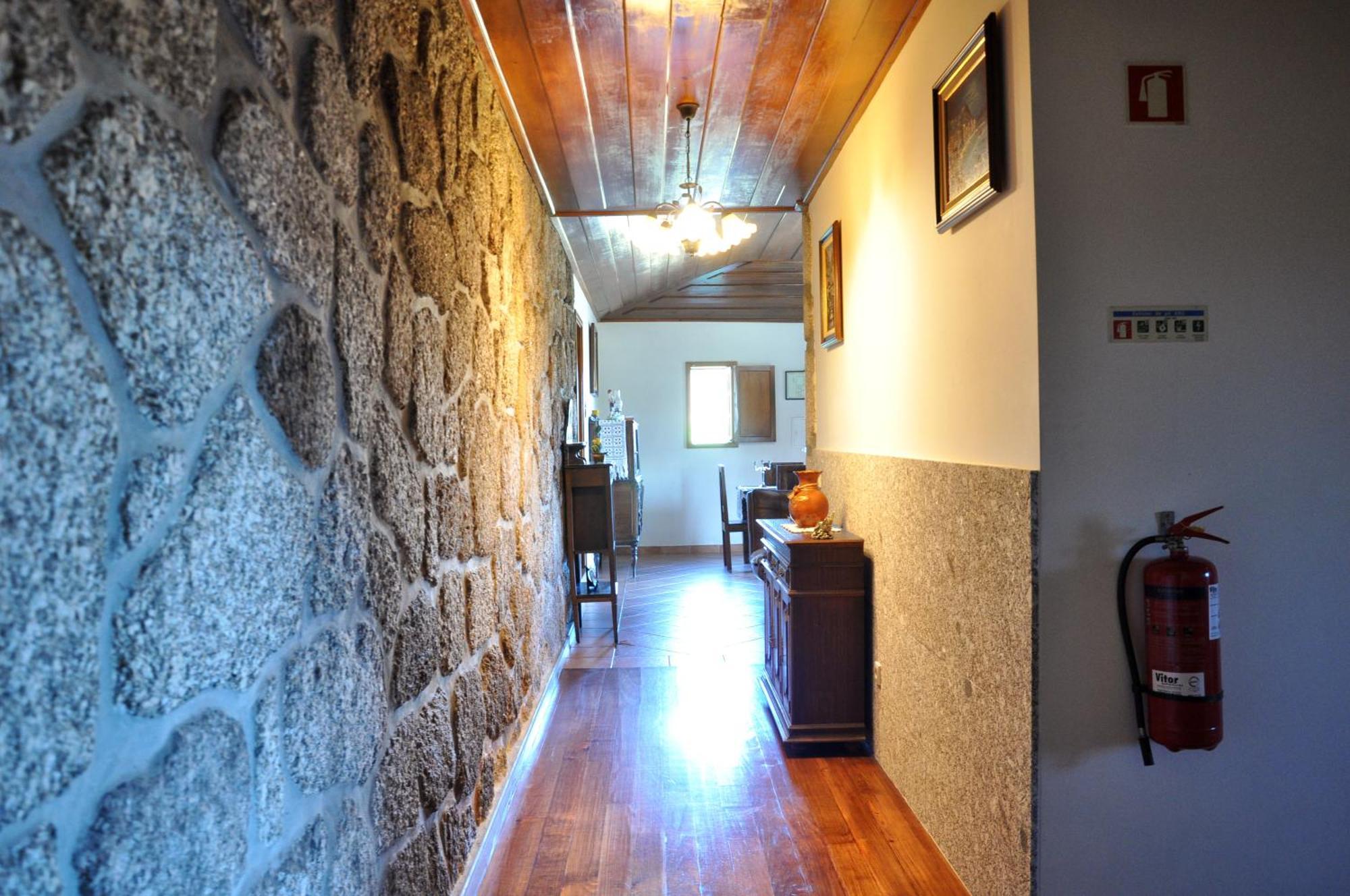 Casa De Fora Fafe